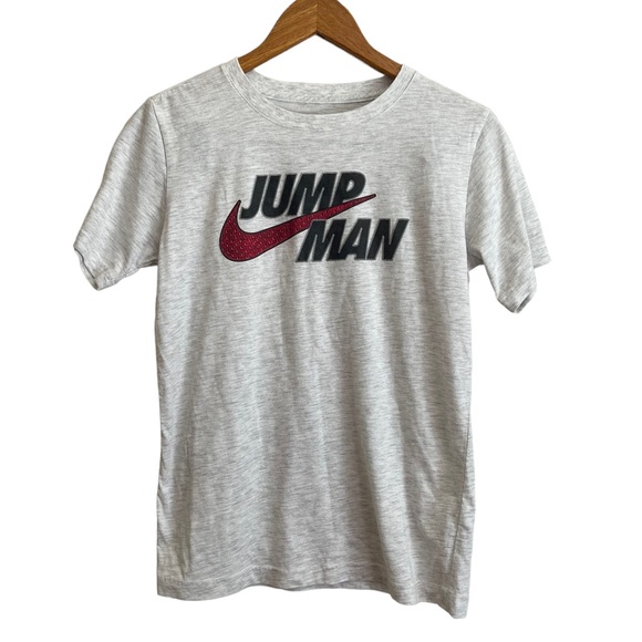 Nike Tee - Picture 1 of 3